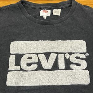 Levi's Mens Medium Logo Top/T-Shirt‎ Gray with 3-D Textured Logo Letters
